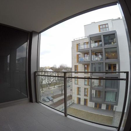 Apartament Obrzezna 3 Deluxe Varsóvia Exterior foto