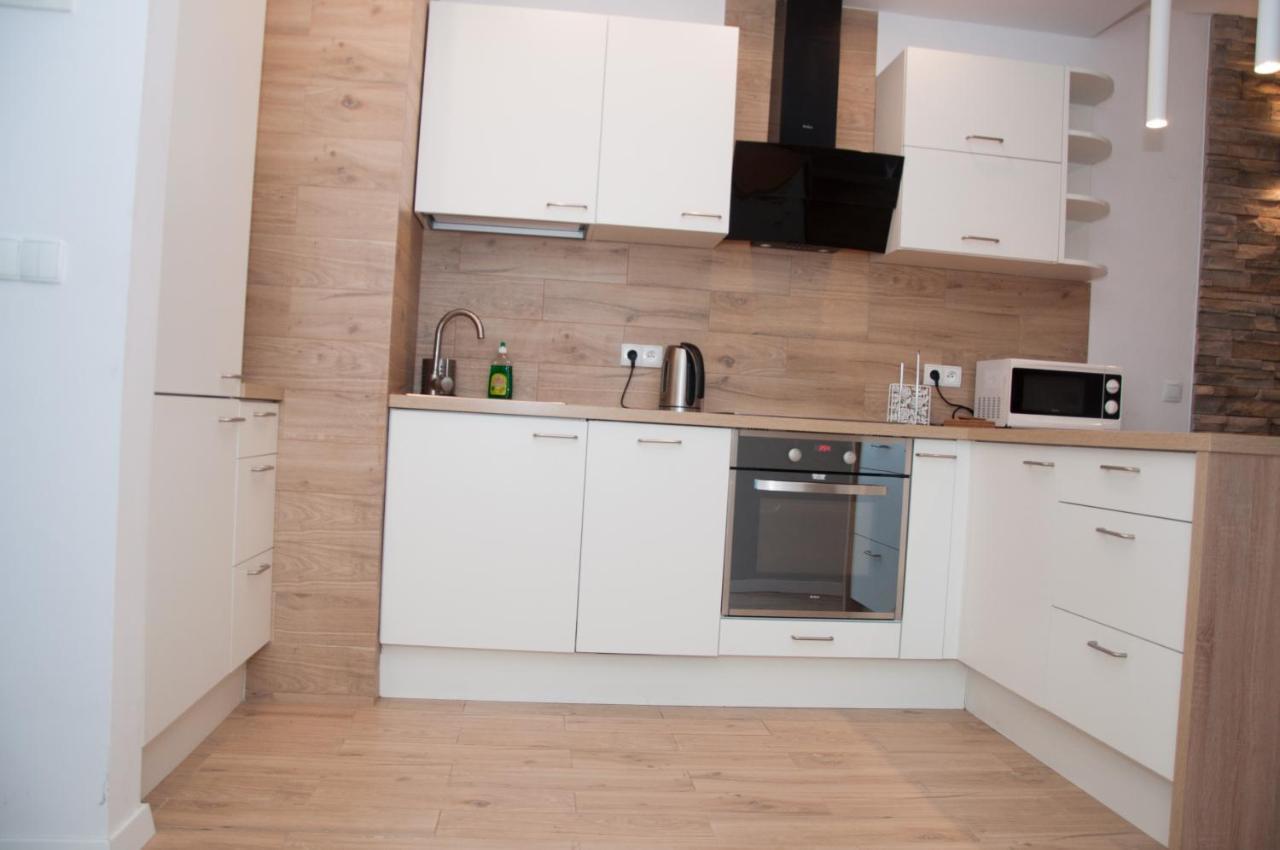 Apartament Obrzezna 3 Deluxe Varsóvia Exterior foto