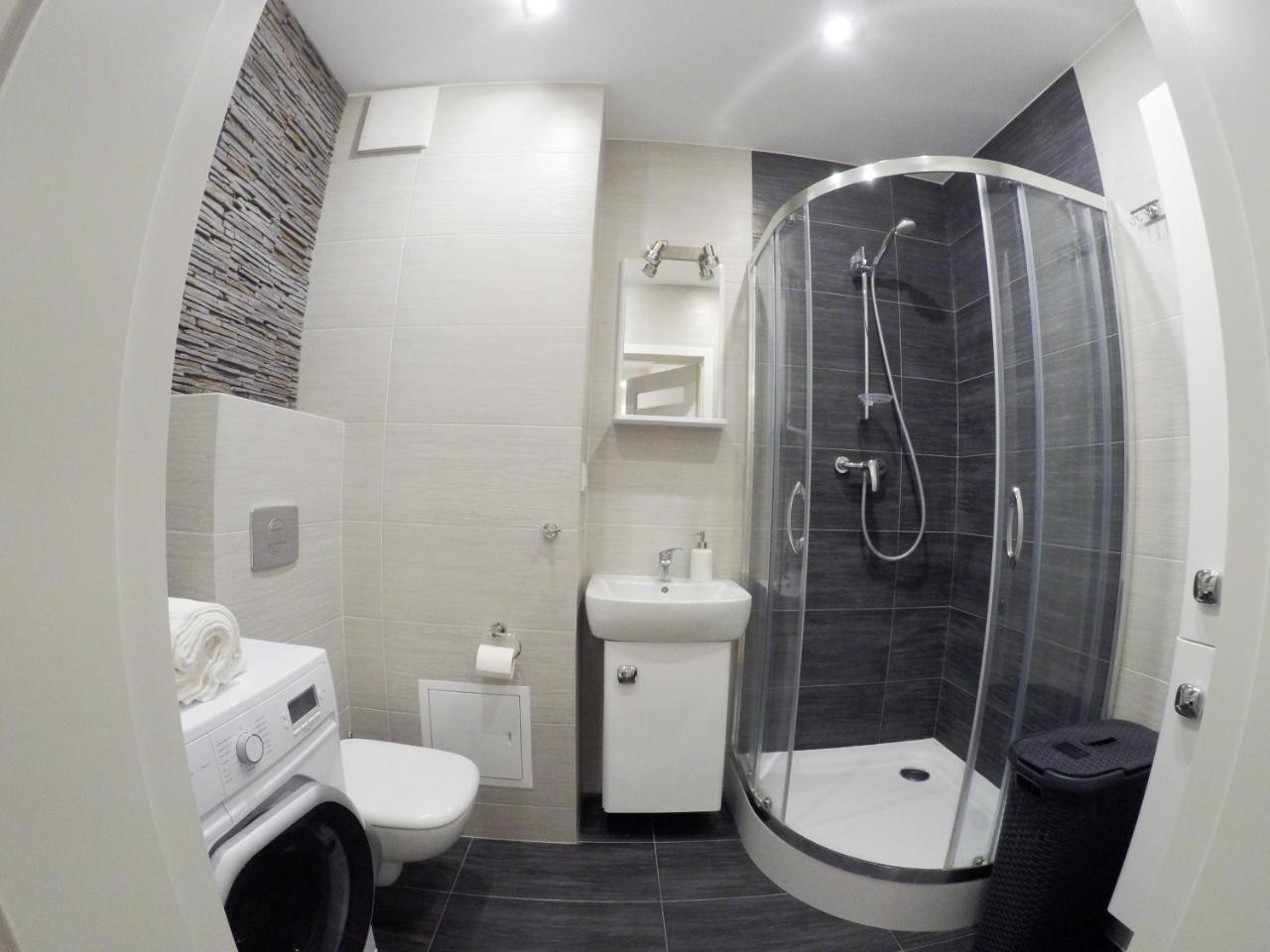 Apartament Obrzezna 3 Deluxe Varsóvia Exterior foto